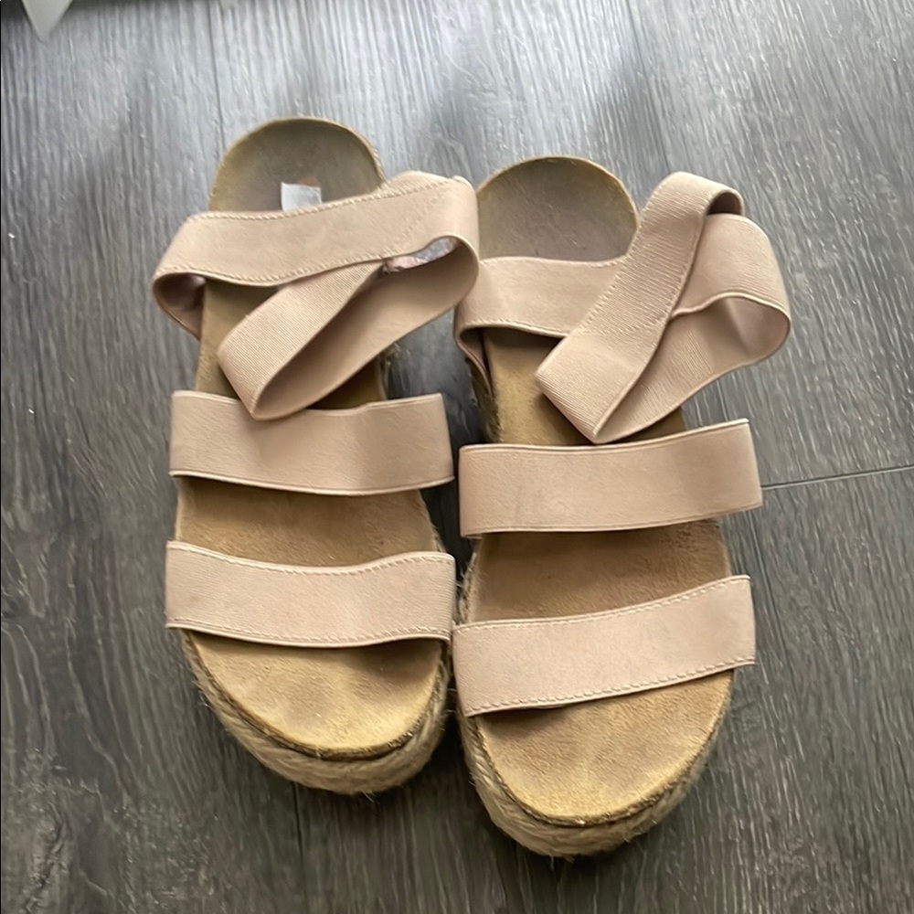 Women's Tan Sandals, Steve Madden.